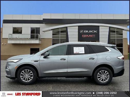 2023 Buick Enclave Essence FWD