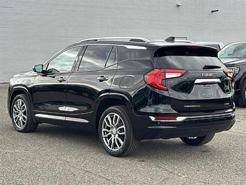 2022 GMC Terrain Denali