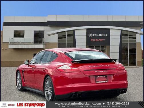 2013 Porsche Panamera GTS