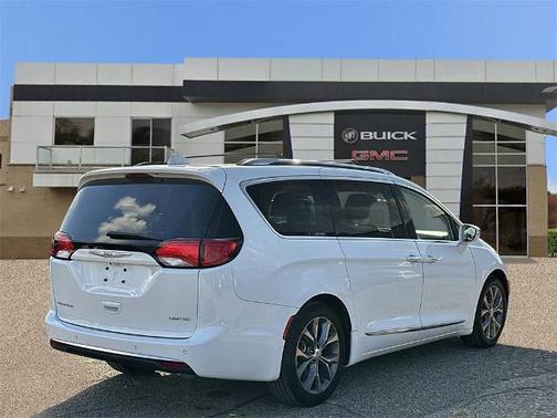 2018 Chrysler Pacifica Limited
