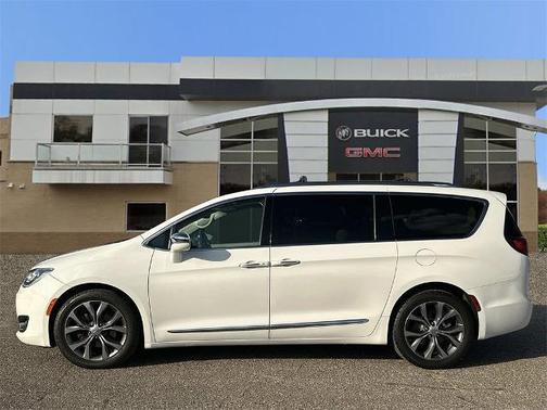 2018 Chrysler Pacifica Limited