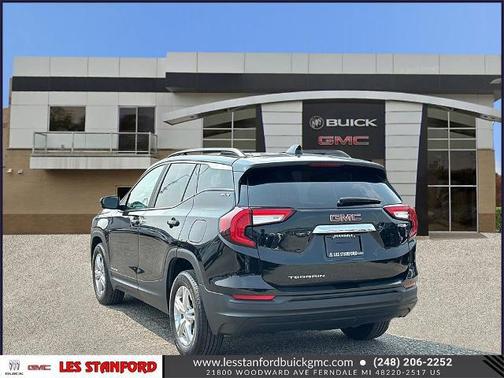 2022 GMC Terrain SLE