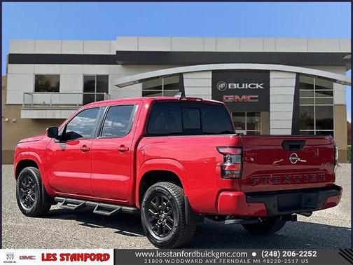 2022 Nissan Frontier SV