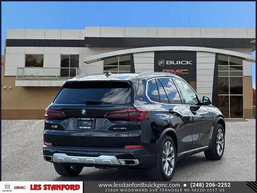 Black Sapphire Metallic 2021 BMW X5 PHEV xDrive45e