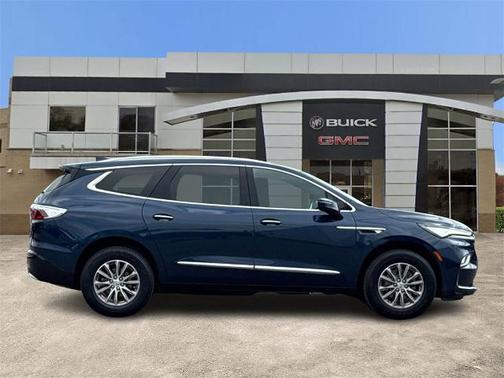 2023 Buick Enclave Essence FWD