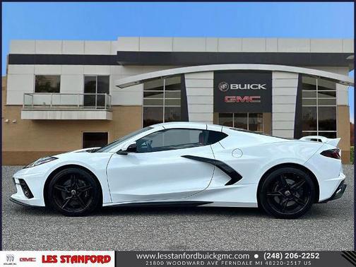 Arctic White 2021 Chevrolet Corvette Stingray w/1LT