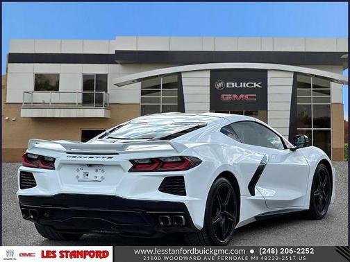Arctic White 2021 Chevrolet Corvette Stingray w/1LT