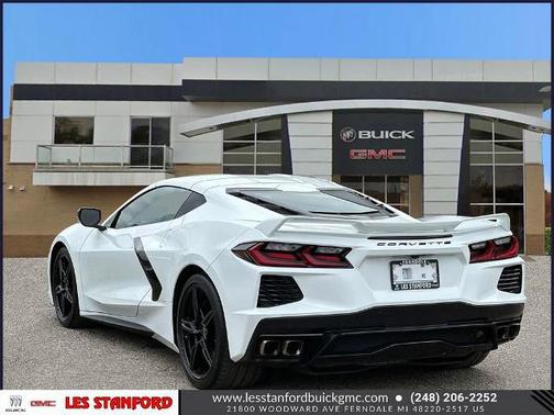 Arctic White 2021 Chevrolet Corvette Stingray w/1LT