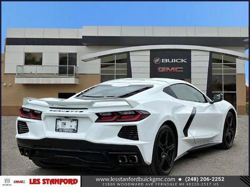 Arctic White 2021 Chevrolet Corvette Stingray w/1LT
