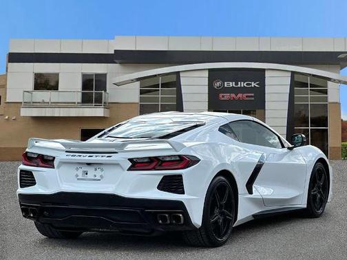 Arctic White 2021 Chevrolet Corvette Stingray w/1LT