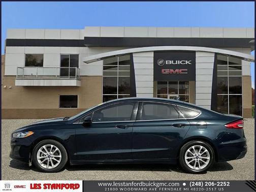 2020 Ford Fusion SE