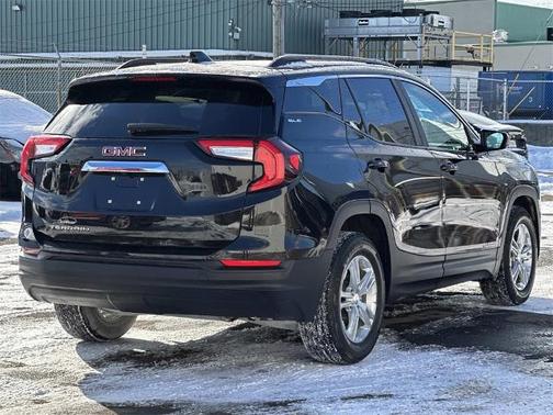 2023 GMC Terrain SLE