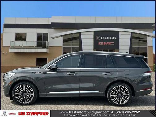 CHROMA CAVIAR DK GRAY MET CC 2023 Lincoln Aviator Black Label AWD