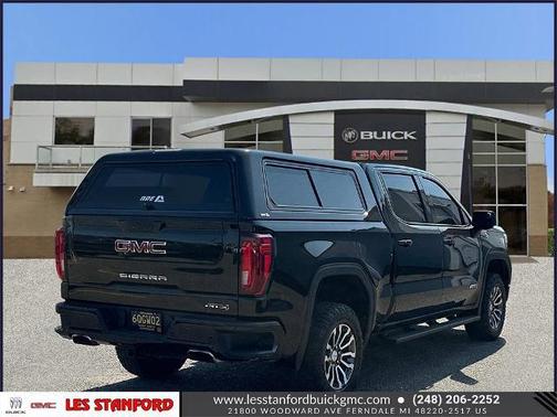 2021 GMC Sierra 1500 AT4