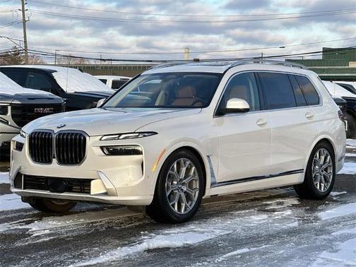 2024 BMW X7 xDrive40i