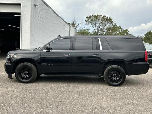 2020 Chevrolet Suburban LS