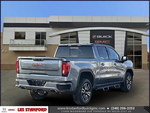 2021 GMC Sierra 1500 AT4