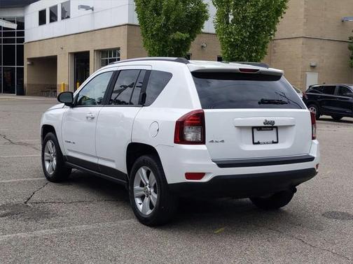 2016 Jeep Compass Sport