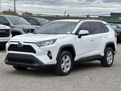 2019 Toyota RAV4 XLE