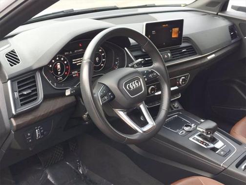2019 Audi Q5 2.0T Premium Plus
