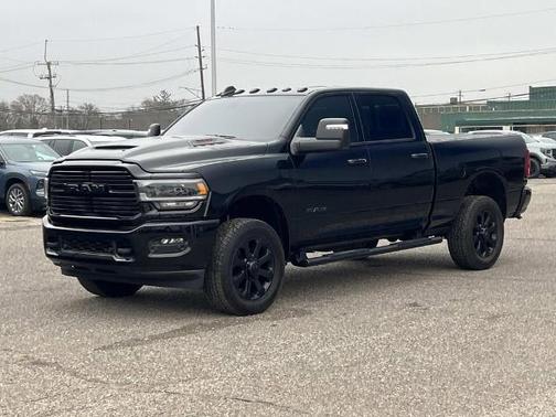 2024 RAM 2500 Laramie Crew Cab 4x4 6'4' Box