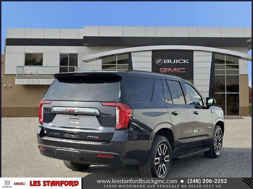 2023 GMC Yukon 4WD AT4