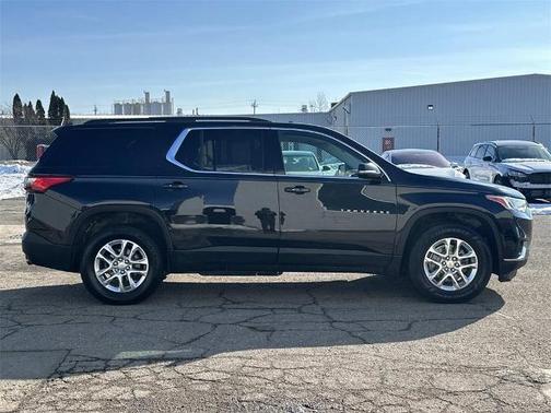 2020 Chevrolet Traverse LT Cloth