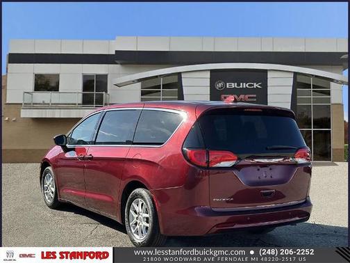 2017 Chrysler Pacifica Touring