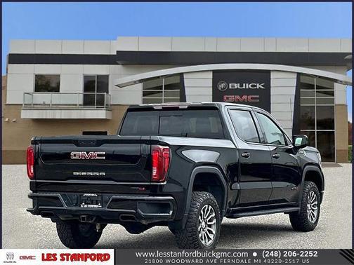 2022 GMC Sierra 1500 AT4