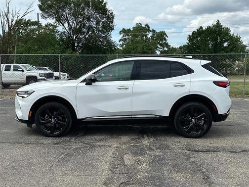 2022 Buick Envision FWD Essence