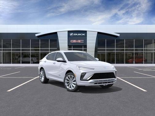 White Frost Tricoat 2026 Buick Envista Avenir FWD
