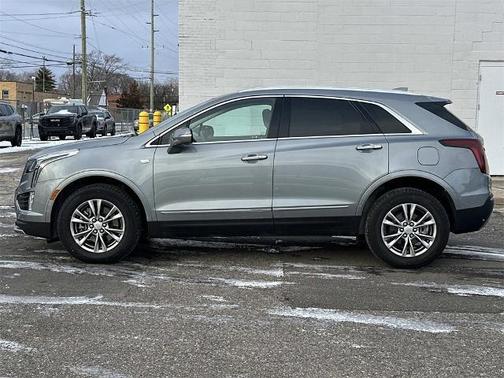 2023 Cadillac XT5 Premium Luxury