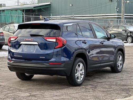 2022 GMC Terrain SLE