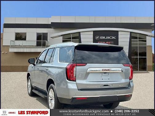 2024 GMC Yukon SLT