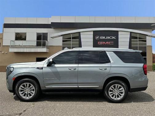 2024 GMC Yukon SLT