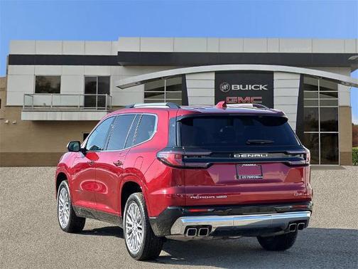 2024 GMC Acadia Denali