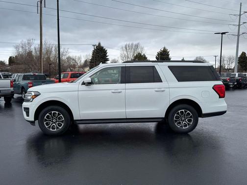2023 Ford Expedition Max XLT