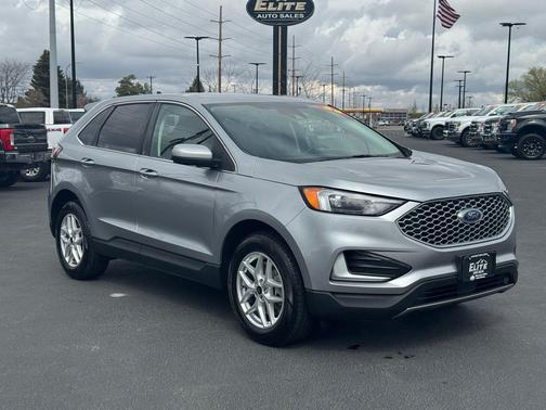 Iconic Silver Metallic 2023 Ford Edge SEL