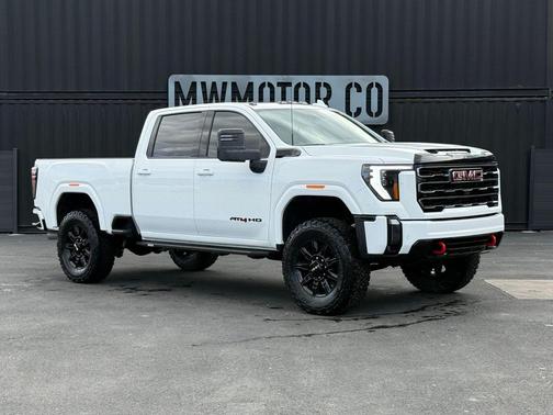 2024 GMC Sierra 2500 AT4