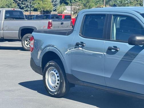 2022 Ford Maverick XL