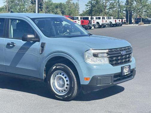 2022 Ford Maverick XL