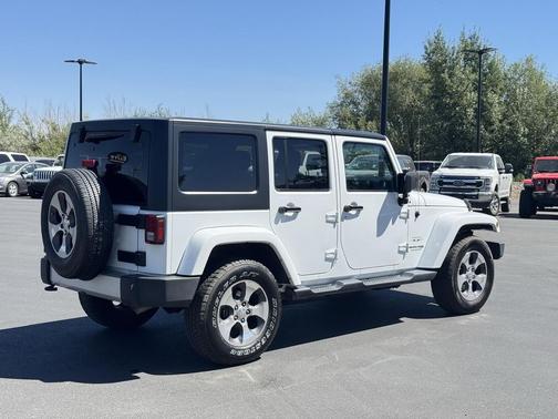 2018 Jeep Wrangler JK Unlimited Sahara