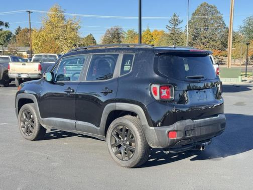 2017 Jeep Renegade Altitude