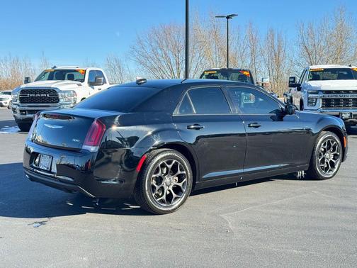 2019 Chrysler 300 S