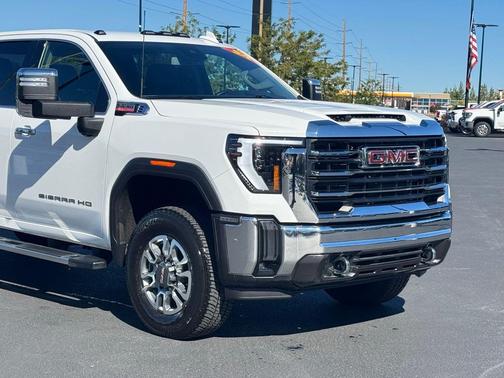 2024 GMC Sierra 3500 SLT