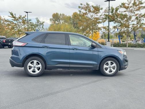 2016 Ford Edge SE
