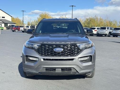 2022 Ford Explorer ST-Line