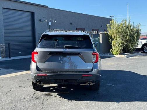 2022 Ford Explorer ST-Line
