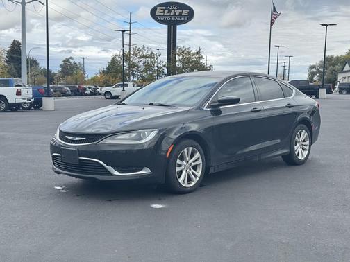 2016 Chrysler 200 Limited