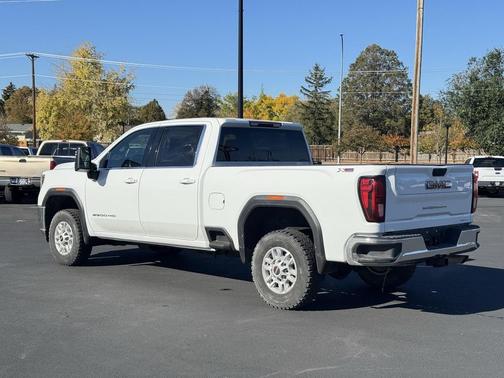 2022 GMC Sierra 2500 SLE
